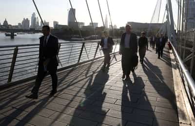 Image for UK pay deals hold at 3% with employers in cautious mood, Brightmine says