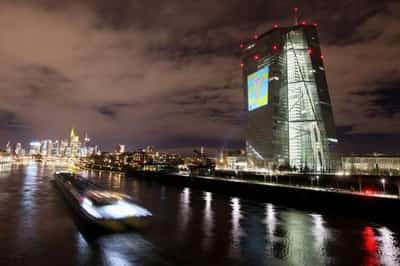 Image for Euro zone to focus on inflation as economic outlook forecast to worsen