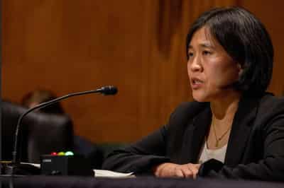 Image for Top U.S. trade negotiator meets Pfizer, AstraZeneca execs on COVID-19 IP waiver