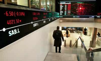 Image for AstraZeneca lifts FTSE 100 from Barclays slump