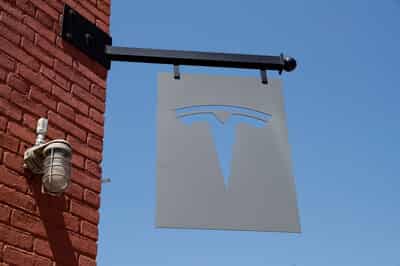 Image for Tesla slides as Musk's 'America Party' heightens investor worries
