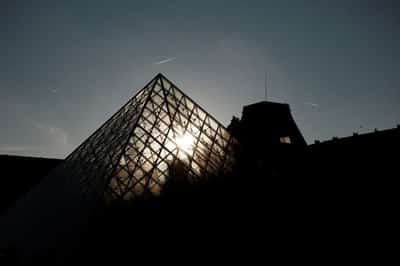 Image for Paris Louvre museum to stay closed all Monday due to strike, union representatives to BFM TV
