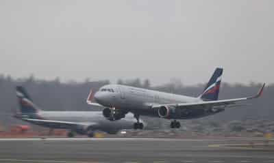 Image for UK sanctions Russian airlines to prevent them selling landing slots