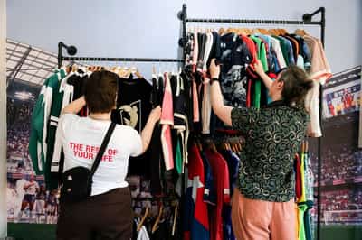 Image for UK shopping trips fall in June as heatwave takes toll, BRC says