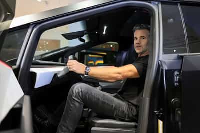 Image for Cybertruck designer says Tesla stainless steel pickup is no experiment