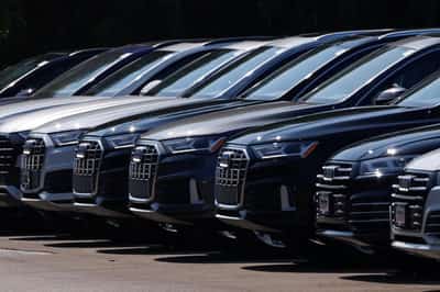 Image for Big German carmakers try to shield themselves against Trump tariffs