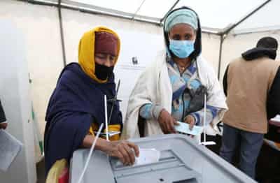 Image for Ethiopians vote as opposition alleges some irregularities