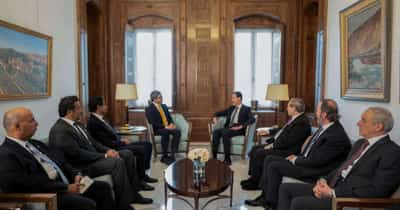 Image for Emirati FM meets Syria’s Assad in Damascus in further sign of thawing ties