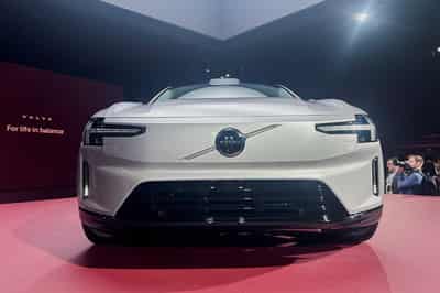 Image for Volvo Cars sales rise 2% in December as fully electric jump in Europe and the US 