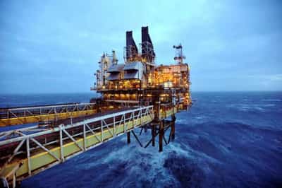 Image for Oil slides as China lockdowns outweigh proposed EU Russia oil ban
