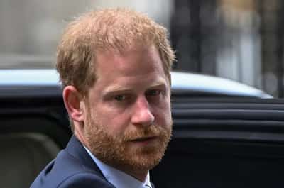 Image for Prince Harry and Elton John can take case against Daily Mail publisher to trial
