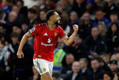 Image for Soccer-Man United boss Carrick hopeful Cunha can return against Liverpool