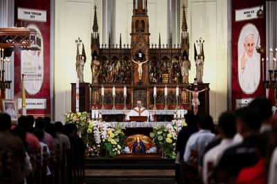 Image for Outpouring of grief over Pope Francis' death in largest Muslim-majority country Indonesia