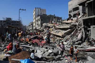 Image for Israel intensifies Gaza City strikes as many residents refuse evacuation