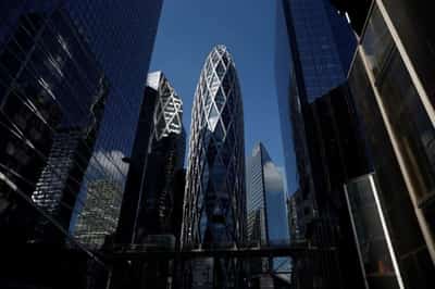 Image for French GDP growth slows, inflation eases