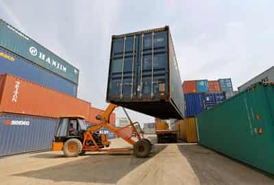Image for Exclusive-India may let US, foreign firms bid for government contracts, sources say
