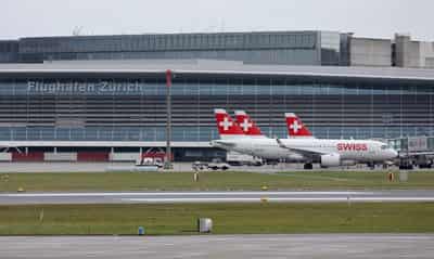 Image for Zurich Airport faces fuel shortage: Swiss government approves reserve withdrawals