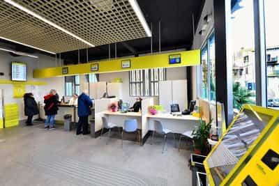 Image for Italy's Poste ups payout goal, aims for higher profit this year