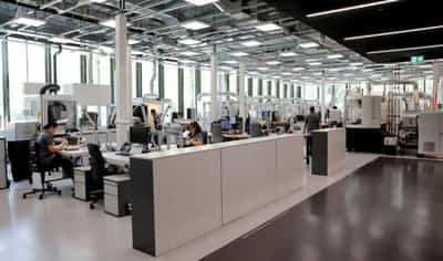 Image for Swiss PMI dips slightly but industry stays in growth mode