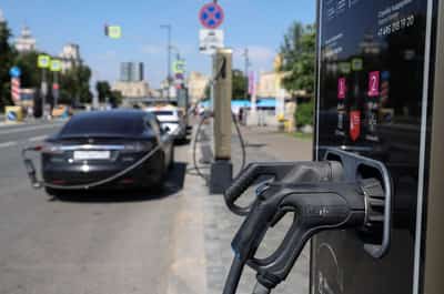 Image for Russia EV sales double in summer as motorists face fuel shortages