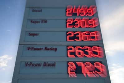 Image for German cabinet to approve fuel price discount on Monday