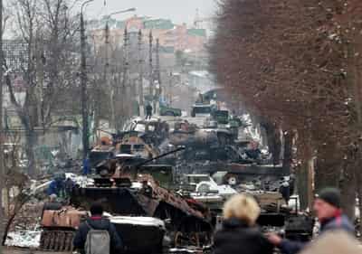 Image for Ukraine grants citizenship to top Russian journalist who denounced war