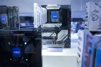 Image for Intel rises on recovery hopes as it forecasts revenue above estimates