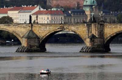 Image for Light at end of tunnel for Czech services as government drops COVID pass