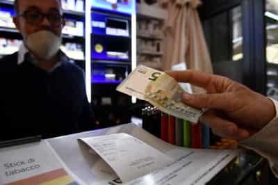 Image for Analysis-Italy’s cash payments U-turn is all gain, no pain