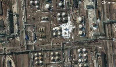 Image for Exclusive-Russia cuts oil output in April, sources say