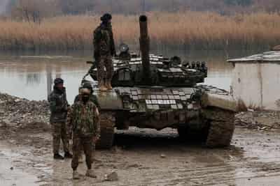 Image for Syria government, Kurdish forces agree sweeping integration to end clashes