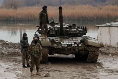 Image for Syria government, Kurdish forces agree sweeping integration to end clashes