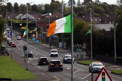 Image for Northern Irish court temporarily stops Orange Order march through Catholic area