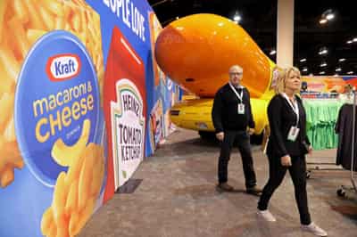 Image for Exclusive: Kraft Heinz, Conagra may raise some product prices as grains, edible oil costs surge