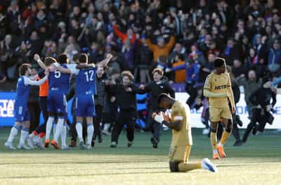 Image for Soccer-Macclesfield knock out Palace in greatest FA Cup upset, Man City score 10