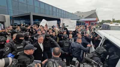 Image for Moldovan court sentences tycoon Plahotniuc to 19 years in fraud case