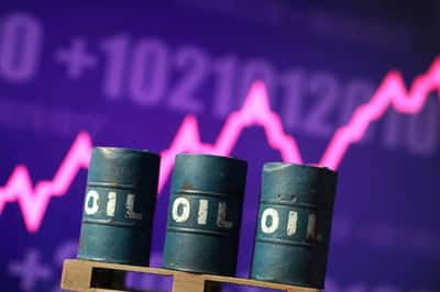 Image for Oil jumps, stock futures slip as US-Iran talks stall
