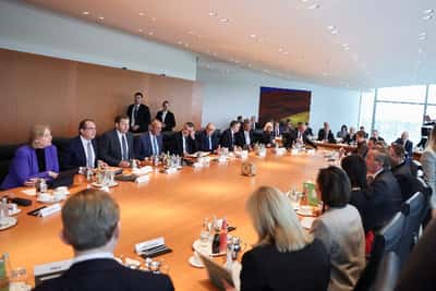 Image for German government to allocate 10 billion euros to boost civil defence