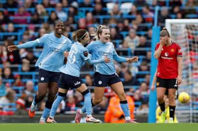 Image for Soccer-Man City beat Man United to go four points clear in WSL