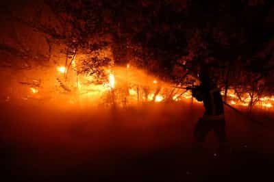 Image for France requests help from EU to deal with fires, says Macron
