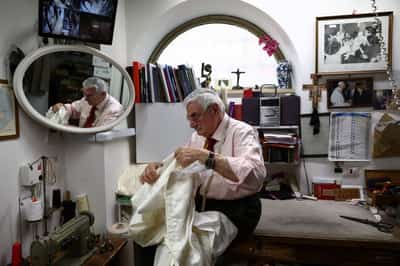 Image for Small, medium or large? Papal tailor keeps his options open