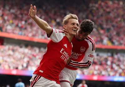 Image for Soccer-Arsenal humble Man City to win Community Shield