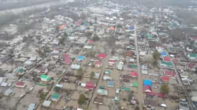 Image for Flooding spreads in Russia, putting thousands more at risk