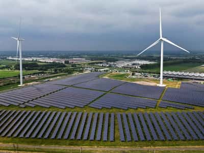 Image for Netherlands faces rising power shortage risks from 2030, TenneT says