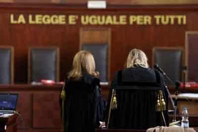 Image for Italians begin voting in high-stakes justice referendum