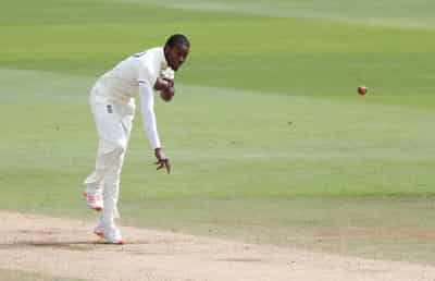 Image for Cricket-Archer makes red-ball comeback to boost hopes of England test team return