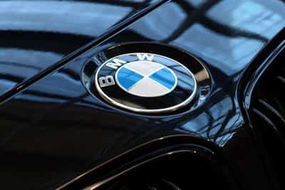 Image for BMW sees pressure in Europe as inflation hits buyers