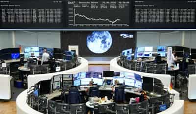Image for Morning Bid: Markets swivel on tech, Mideast angst