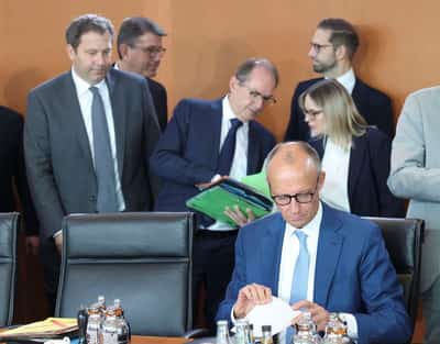 Image for German coalition affirms reform agenda amid 'historic test' for democracy