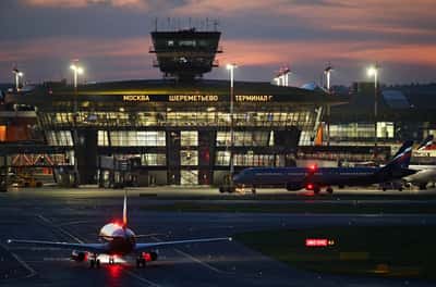 Image for Putin clears way for state to sell 30% stake in Moscow's biggest airport